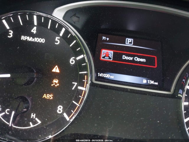 Продажа на аукционе авто 2017 Nissan Pathfinder Sv, vin: 5N1DR2MN5HC626609, номер лота: 44825919