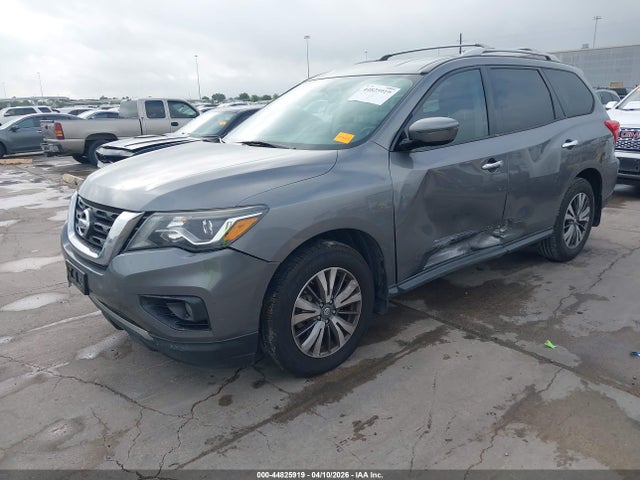 Продажа на аукционе авто 2017 Nissan Pathfinder Sv, vin: 5N1DR2MN5HC626609, номер лота: 44825919
