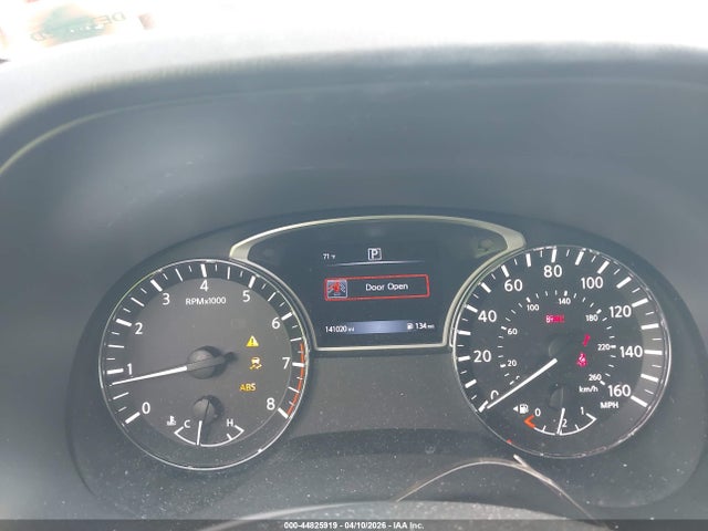 Продажа на аукционе авто 2017 Nissan Pathfinder Sv, vin: 5N1DR2MN5HC626609, номер лота: 44825919