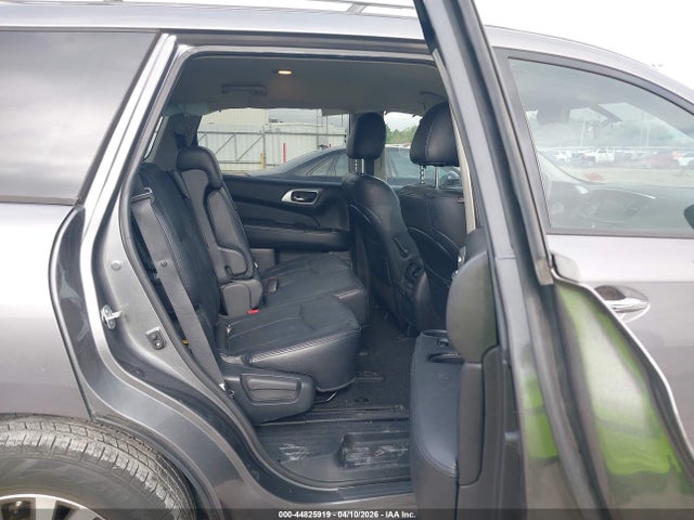 Продажа на аукционе авто 2017 Nissan Pathfinder Sv, vin: 5N1DR2MN5HC626609, номер лота: 44825919