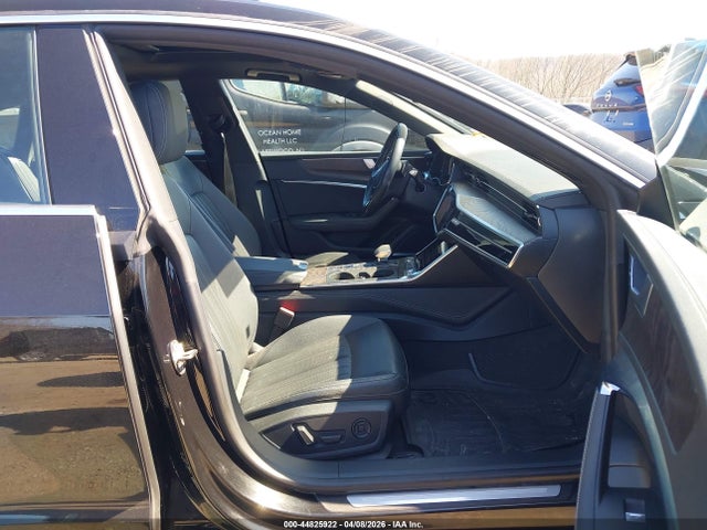 2019 AUDI A7 WAUS2AF27KN027524 Photo 4