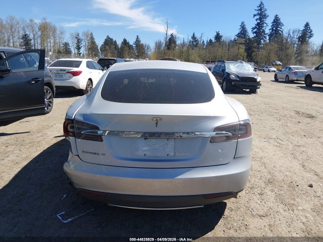 Продаж на аукціоні авто 2013 Tesla Model S, vin: 5YJSA1AC2DFP10738, номер лоту: 44825929