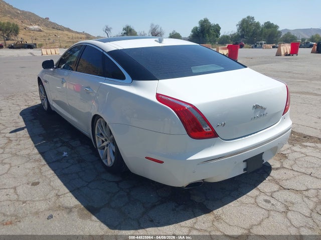 2013 JAGUAR XJ SAJWA1C78D8V56538 Photo 2