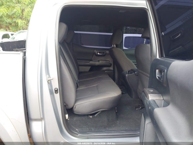 Продажа на аукционе авто 2017 Toyota Tacoma Sr5 V6, vin: 3TMAZ5CN8HM037403, номер лота: 44825970