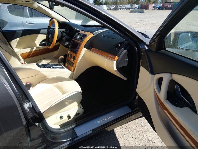 2008 MASERATI QUATTROPORTE ZAMFE39AX80033250 Photo 4