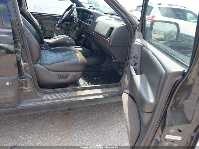 Продажа на аукционе авто 1997 Jeep Grand Cherokee Laredo/tsi, vin: 1J4FX58S9VC731096, номер лота: 44825975