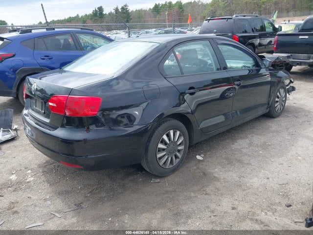 3VW2K7AJ3EM234279 Volkswagen Jetta 2.0l S