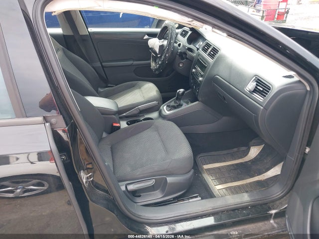 3VW2K7AJ3EM234279 Volkswagen Jetta 2.0l S