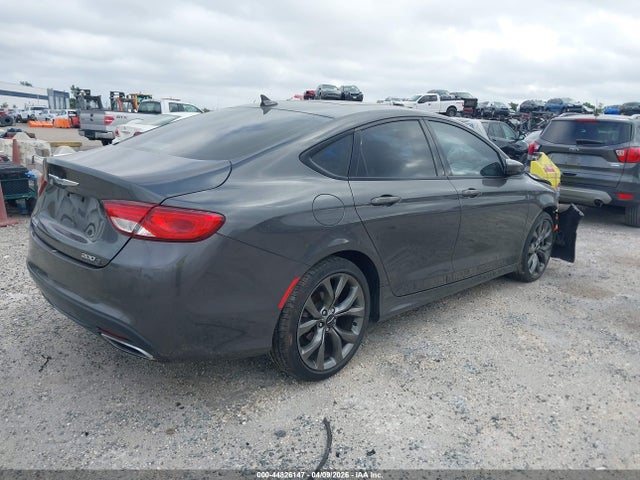 2015 Chrysler 200 S მანქანა იყიდება აუქციონზე, vin: 1C3CCCBG5FN526222, აუქციონის ნომერი: 44826147