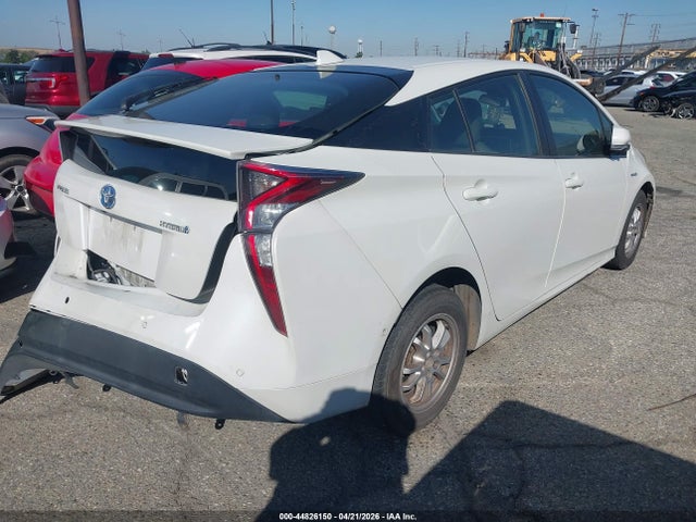 JTDKBRFU3J3072182 Toyota Prius Two
