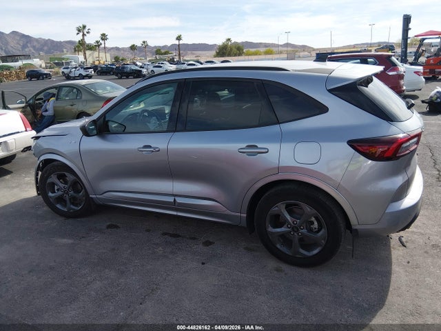 Ford Escape St-line 2023 1FMCU0MZ6PUB47318 Image 14