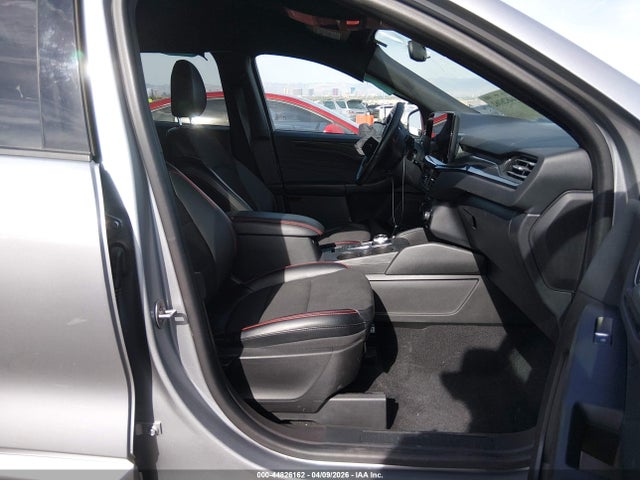 2023 FORD ESCAPE 1FMCU0MZ6PUB47318 Photo 4