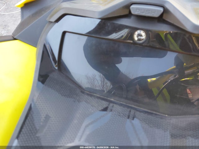 Ski-Doo Renegade X 850 2022 2BPSULNV2NV000167 Image 7