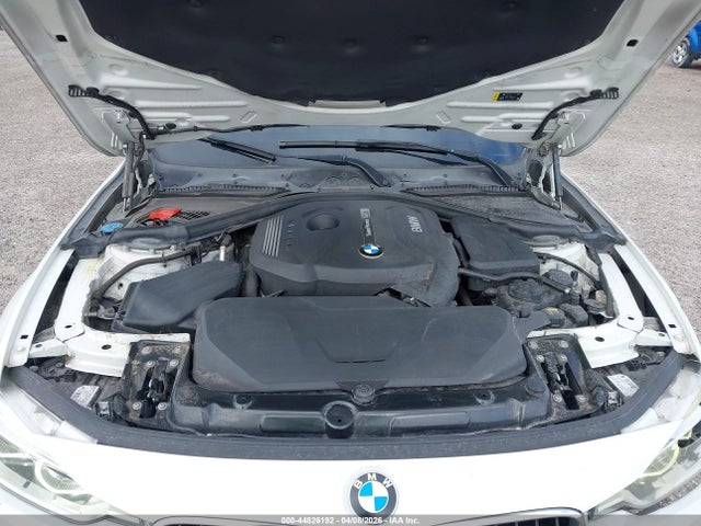 44826192 :رقم المزاد ، WBA8B9C34HK886005 vin ، 2017 Bmw 330i مزاد بيع