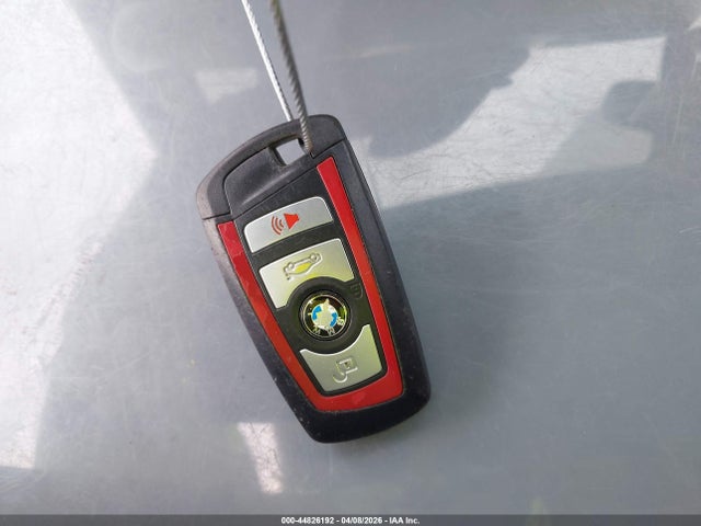 44826192 :رقم المزاد ، WBA8B9C34HK886005 vin ، 2017 Bmw 330i مزاد بيع