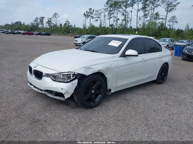 44826192 :رقم المزاد ، WBA8B9C34HK886005 vin ، 2017 Bmw 330i مزاد بيع