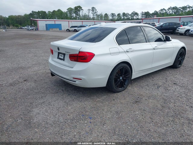 44826192 :رقم المزاد ، WBA8B9C34HK886005 vin ، 2017 Bmw 330i مزاد بيع