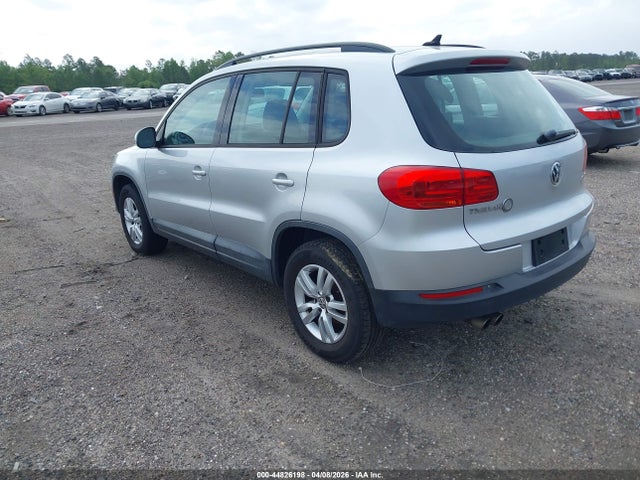 2015 VOLKSWAGEN TIGUAN WVGAV7AX0FW547202 Photo 2