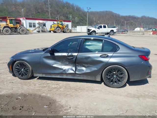 44826238 :رقم المزاد ، 3MW5R7J02L8B11398 vin ، 2020 Bmw 330i Xdrive مزاد بيع