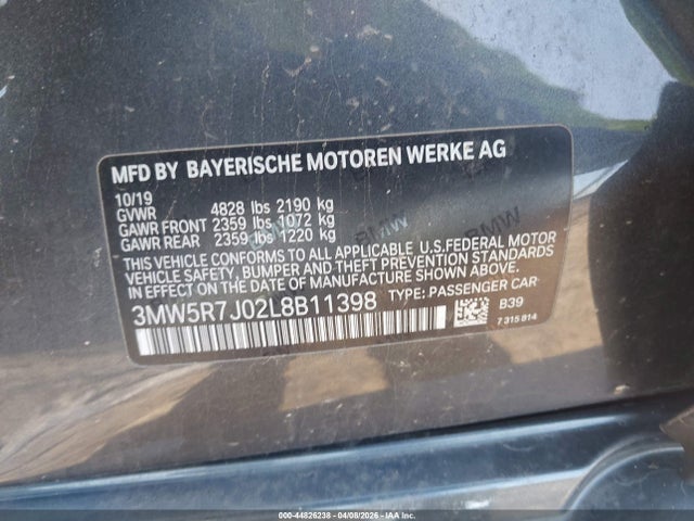 44826238 :رقم المزاد ، 3MW5R7J02L8B11398 vin ، 2020 Bmw 330i Xdrive مزاد بيع
