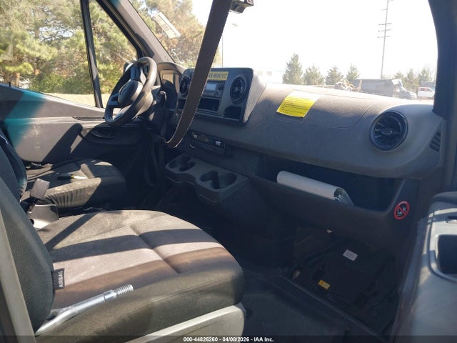 2019 MERCEDES-BENZ SPRINTER 2500 WD4PF0CD2KP097102 Photo 4