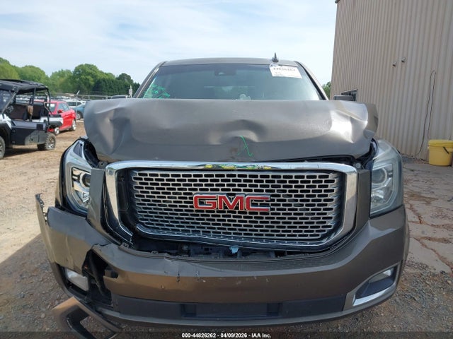 Продажа на аукционе авто 2016 Gmc Yukon Xl Denali, vin: 1GKS2HKJXGR333811, номер лота: 44826262