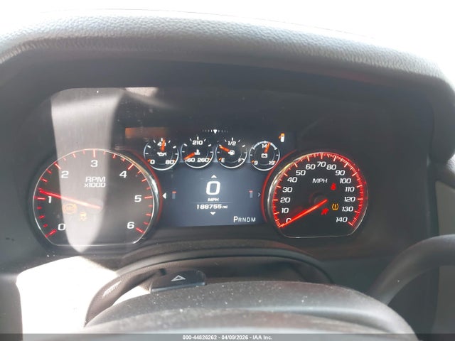 Продажа на аукционе авто 2016 Gmc Yukon Xl Denali, vin: 1GKS2HKJXGR333811, номер лота: 44826262