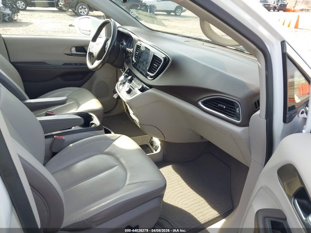 2018 Chrysler Pacifica Touring L Plus მანქანა იყიდება აუქციონზე, vin: 2C4RC1EG4JR312422, აუქციონის ნომერი: 44826279