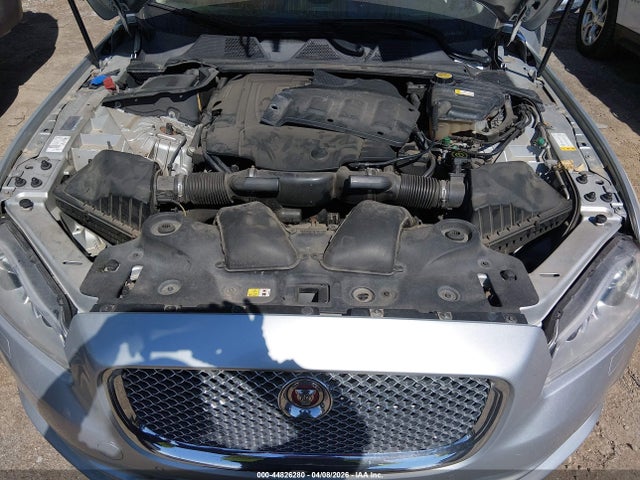 2015 JAGUAR XJ SAJWJ2GDXF8V89386 Photo 9