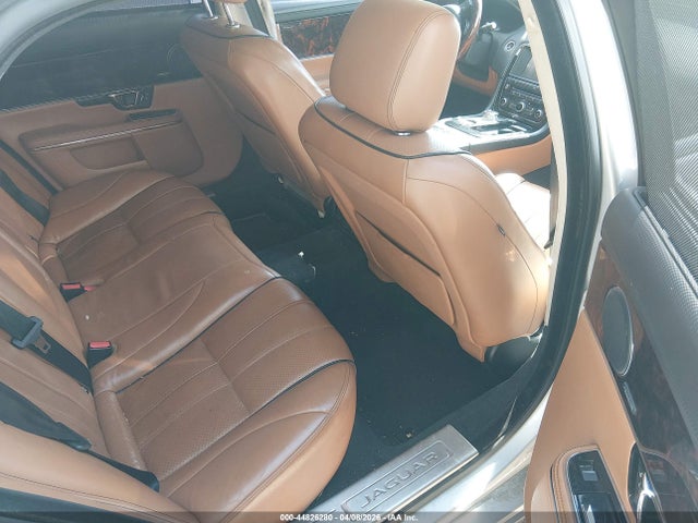 2015 JAGUAR XJ SAJWJ2GDXF8V89386 Photo 7