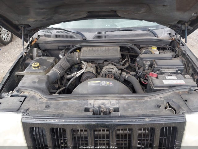 2006 Jeep Commander მანქანა იყიდება აუქციონზე, vin: 1J8HG48K86C225505, აუქციონის ნომერი: 44826330