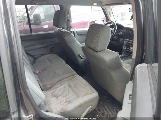 2006 Jeep Commander მანქანა იყიდება აუქციონზე, vin: 1J8HG48K86C225505, აუქციონის ნომერი: 44826330