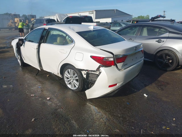 44826368 :رقم المزاد ، JTHBK1GG5F2206678 vin ، 2015 Lexus Es 350 مزاد بيع