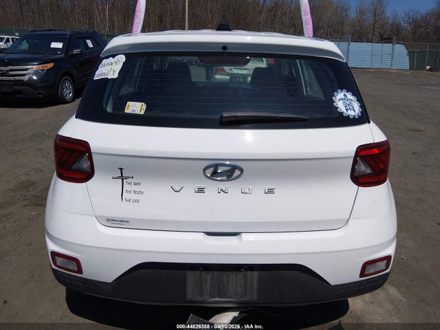 Продажа на аукционе авто 2022 Hyundai Venue Se, vin: KMHRB8A37NU202175, номер лота: 44826388