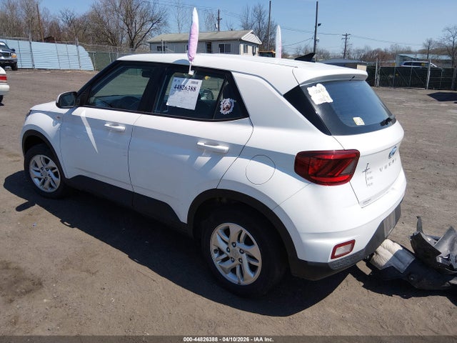 Продажа на аукционе авто 2022 Hyundai Venue Se, vin: KMHRB8A37NU202175, номер лота: 44826388