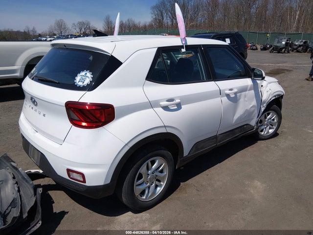 Продажа на аукционе авто 2022 Hyundai Venue Se, vin: KMHRB8A37NU202175, номер лота: 44826388