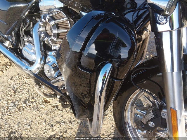 2013 Harley-davidson Flhx Street Glide მანქანა იყიდება აუქციონზე, vin: 1HD1KBM15DB638704, აუქციონის ნომერი: 44826393