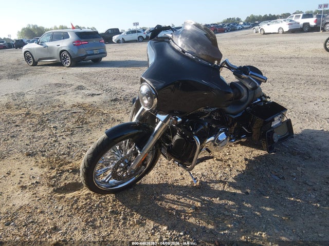 2013 Harley-davidson Flhx Street Glide მანქანა იყიდება აუქციონზე, vin: 1HD1KBM15DB638704, აუქციონის ნომერი: 44826393