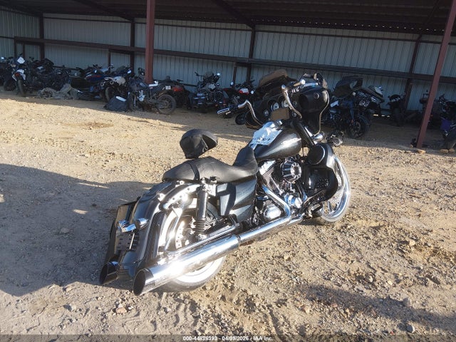 2013 Harley-davidson Flhx Street Glide მანქანა იყიდება აუქციონზე, vin: 1HD1KBM15DB638704, აუქციონის ნომერი: 44826393