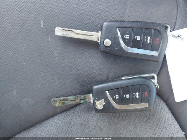 4T1B11HKXJU660179 Toyota CAMRY LE