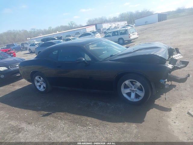 Продажа на аукционе авто 2014 Dodge Challenger Sxt, vin: 2C3CDYAG4EH176746, номер лота: 44826442