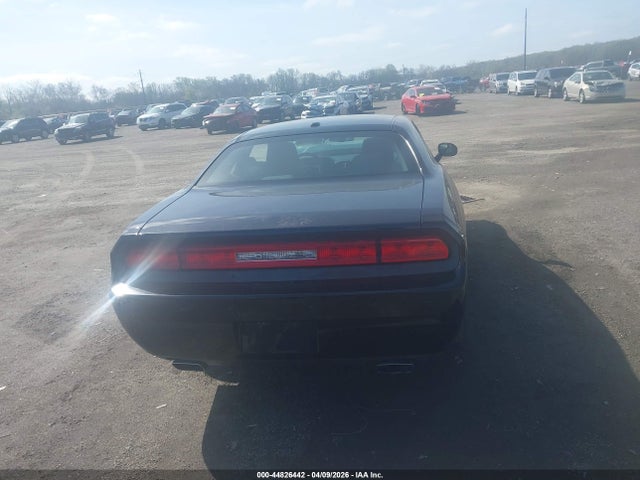Продажа на аукционе авто 2014 Dodge Challenger Sxt, vin: 2C3CDYAG4EH176746, номер лота: 44826442