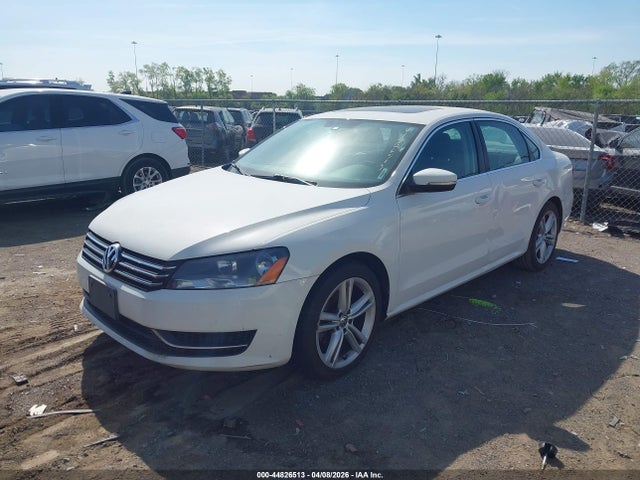 44826513 :رقم المزاد ، 1VWBS7A33EC070051 vin ، 2014 Volkswagen Passat 1.8t Se مزاد بيع
