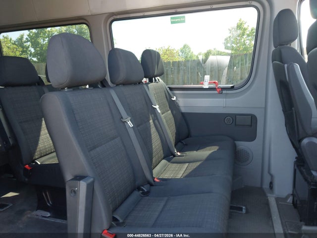 44826563 :رقم المزاد ، 8BRPE8DD8GE127571 vin ، 2016 Mercedes-benz Sprinter 2500 High  Roof مزاد بيع