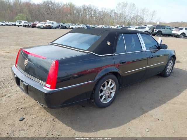 44826581 :رقم المزاد ، 1G6KD5E69BU123141 vin ، 2011 Cadillac Dts Luxury Collection مزاد بيع