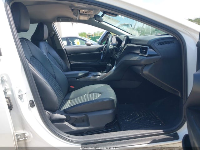 4T1G11AK7MU562604 Toyota CAMRY SE