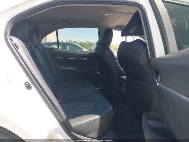 4T1G11AK7MU562604 Toyota CAMRY SE