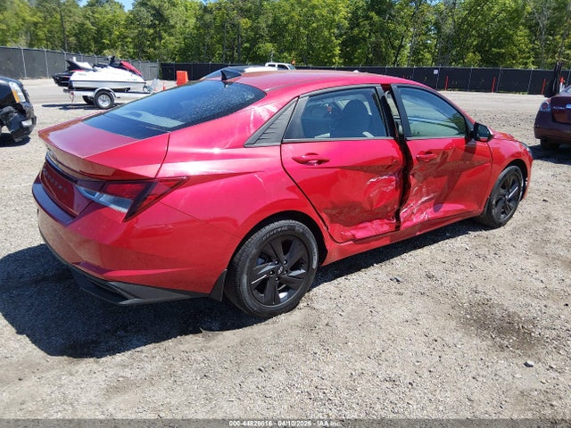 Продажа на аукционе авто 2022 Hyundai Elantra Sel, vin: 5NPLM4AGXNH071284, номер лота: 44826616