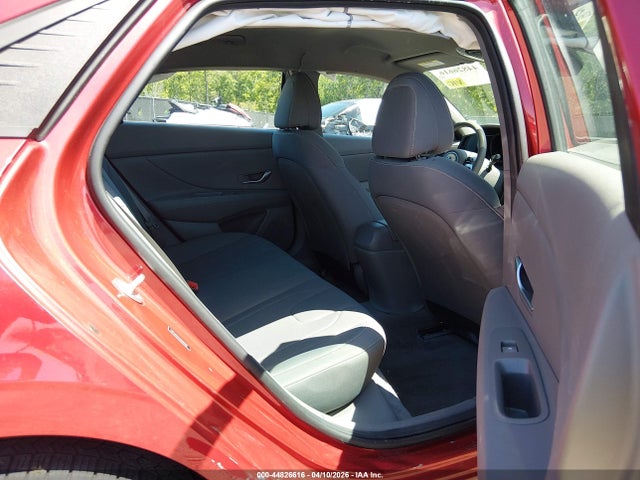 Продажа на аукционе авто 2022 Hyundai Elantra Sel, vin: 5NPLM4AGXNH071284, номер лота: 44826616
