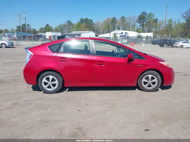 Toyota Prius Three 2014 JTDKN3DU1E1789270 Image 13